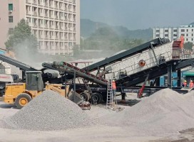 移動破碎站設(shè)備是城市的搬運工，建筑垃圾再生處理設(shè)備的發(fā)展